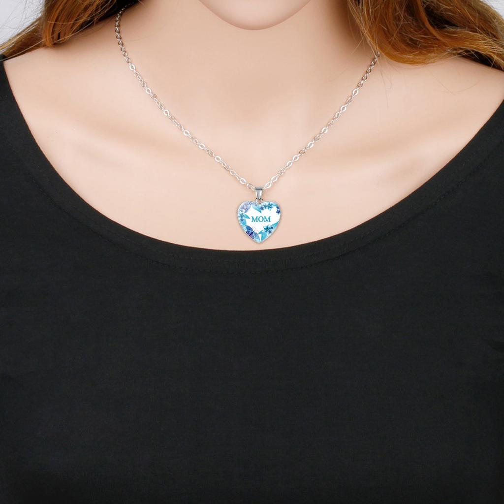 Heart Pendant Necklace Engraved With MOM Mother Plot Gift Love Accessories