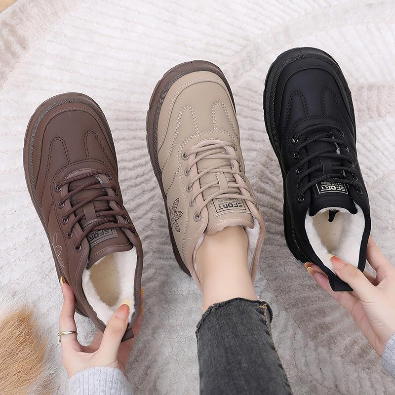 Shoes women's winter new snow boots comfortable velvet warm casual shoes soft sole non-slip mother shoes