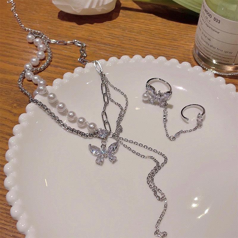 Super Fairy Zircon Butterfly Splicing Pearl Necklace High Sense Niche Simple Long Fringed Chain Collarbone Chain Tide