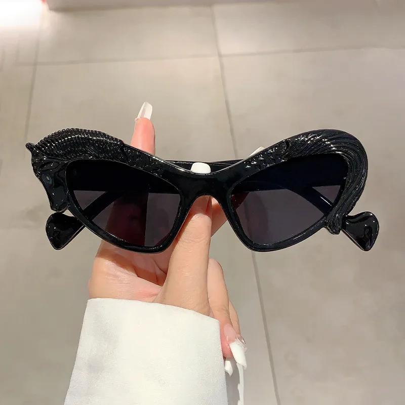 New Fashion Vintage Horse Frame Cat Eye Sunglasses Women For Men Sun Glasses Punk Shades Luxury Brand Designer Funny Eyeglasses