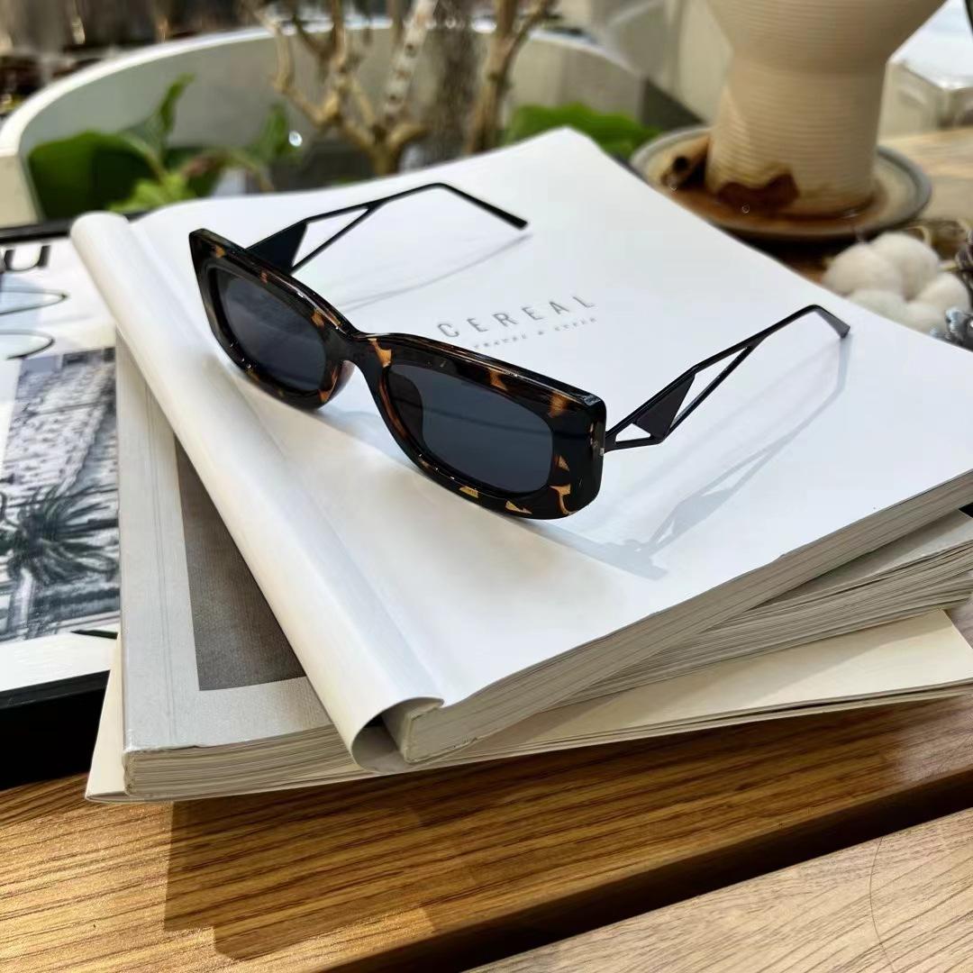 

High Quality Material Sunglasses Women Fashion Rectangle Shape Men’S Sun Glasses Driving Travelling Female Sun Glass