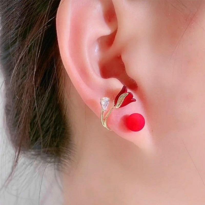 Koreanische Blumen-Steckohrringe für Damen Exquisite Vielseitige Imitationsperlen-Fischschwanz-Ohrringe Hochzeitsparty-Schmuck