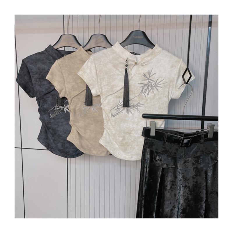 

Новий літній топ з китайською вишивкою 2024 року, зі стійкою, коротким рукавом та ґудзиками-жабками L