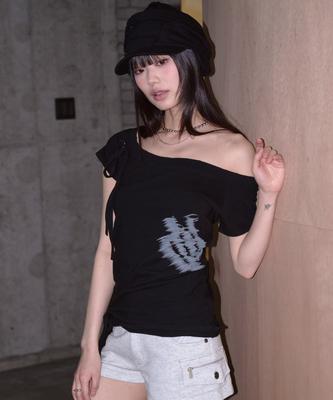 PRENDA Corset Detail One-Off-Shoulder Short Sleeve Black