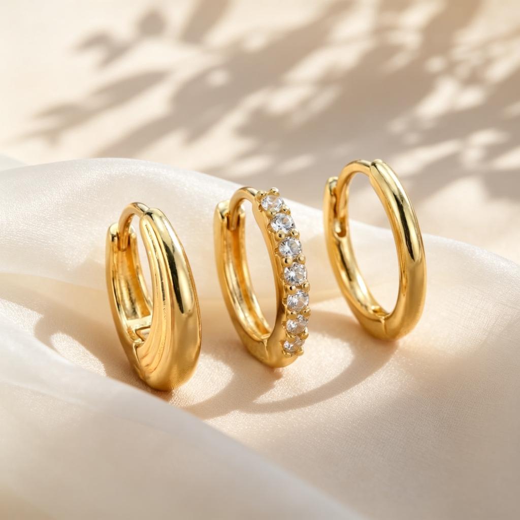 Dainty Small Huggie Hoop Earrings Set for Women, Hypoallergenic Gold Plated Zircon Earrings, Trendy Ear Jewelry Accessories