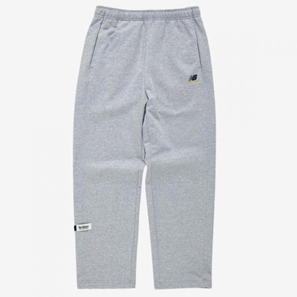 

New Balance Прямые брюки Nbmld22323 15 70(XS)