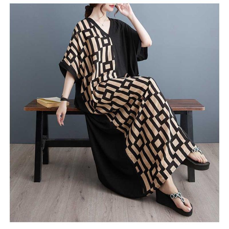 Summer New Printing Thin V-neck Short-sleeved Color Collision Splicing Black Long Dresses