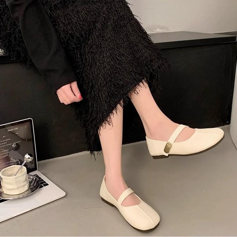 Small Leather Shoes, Fashionable and Versatile Retro 2025 Spring and Summer High-value Mary Jane Flat-soled Soft-soled Doudou Single Shoes Women