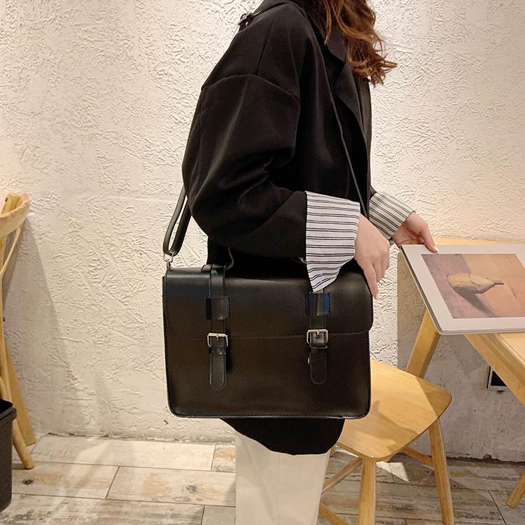 Luxury Women Crossbody Bag Female New Korean Fashion Shoulder Bag Ladies Trend Big Buckle Messenger Bag Handbag