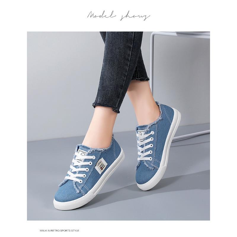 The New Student Flat Sports Sneakers   Large-sized Women's Singles