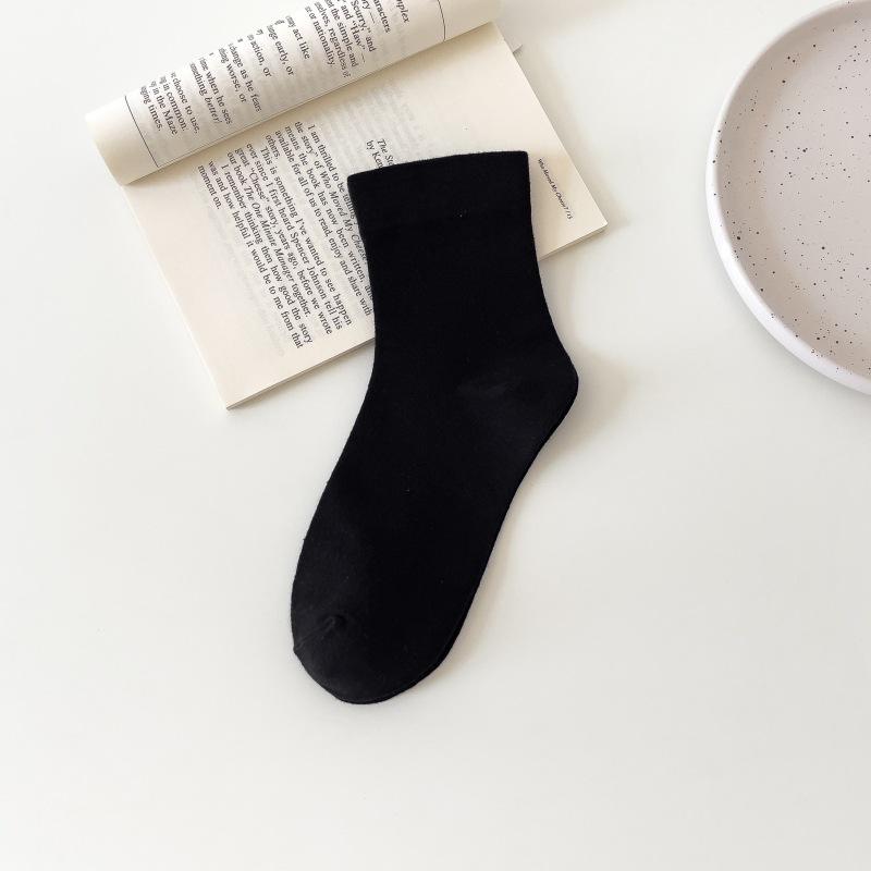 Hvide Strømper Børns Mellemlange Strømper, Trendy og Alsidige, Ren Bomuld, Lagdelte Strømper, Ensfarvede, Enkle og Elegante Lange Strømper