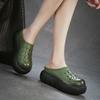 Johnature Chaussons d'extérieur rétro en cuir de vachette à semelles épaisses et bout rond, tissés à la main, polyvalents, pour femmes, à enfiler