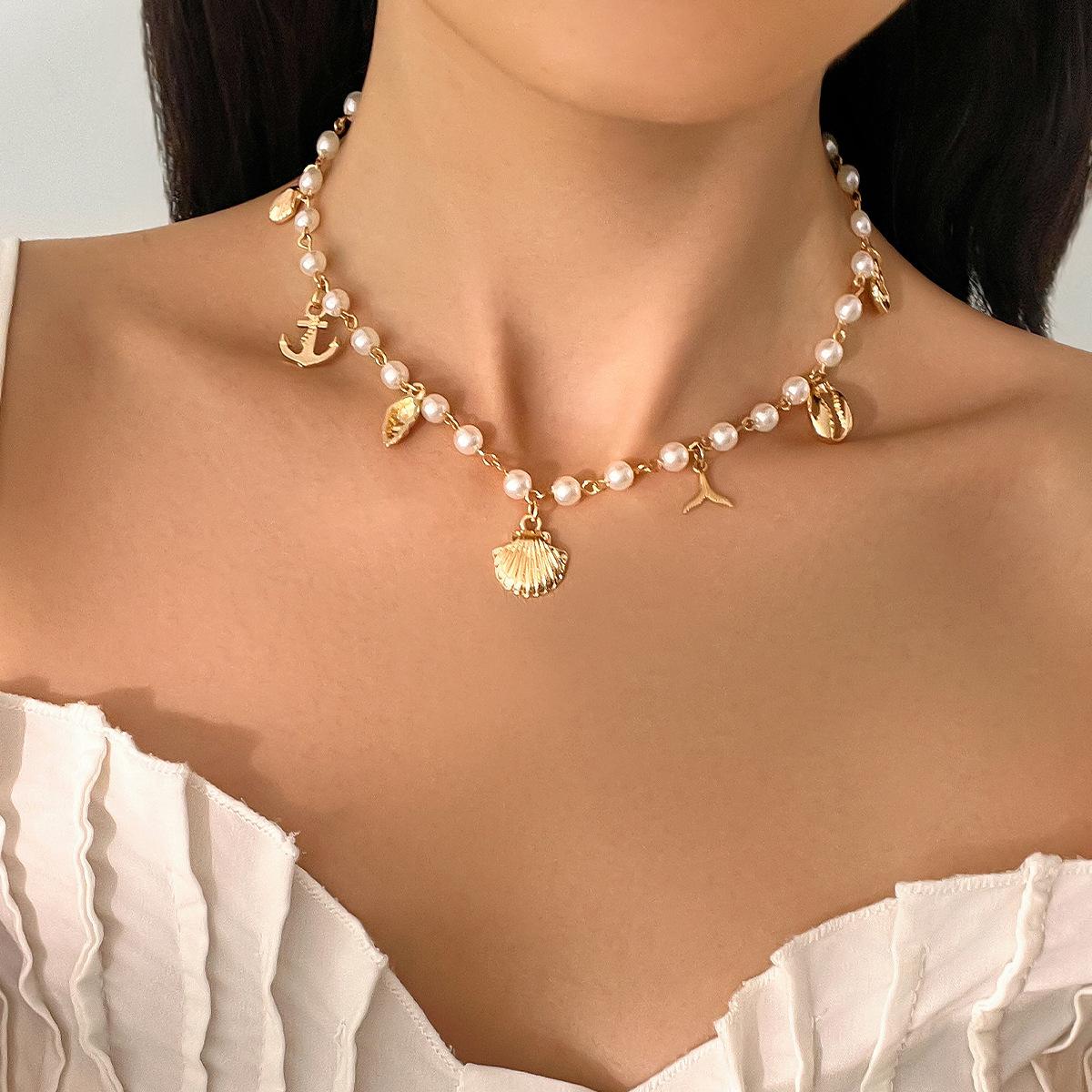 Holiday Style Conch Scallop Shell Fish Tail Pendant Necklace, Temperament Imitation Pearl Chain Collarbone Necklace