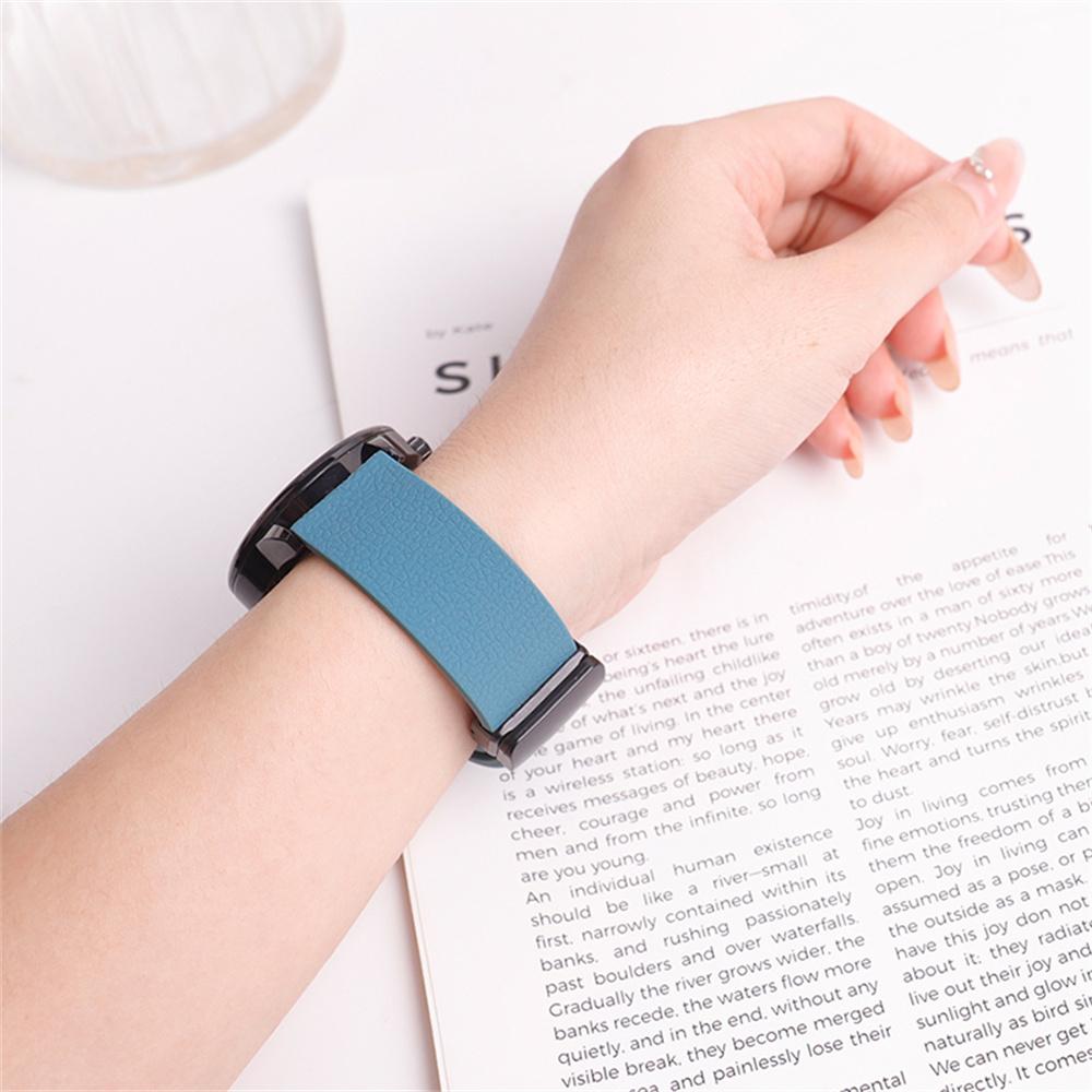 22mm Magnetic Silicone Band for Huawei Watch GT 5 46mm/GT 5 Pro 46mm/Samsung Galaxy Watch3 45mm Litchi Texture Watch Strap