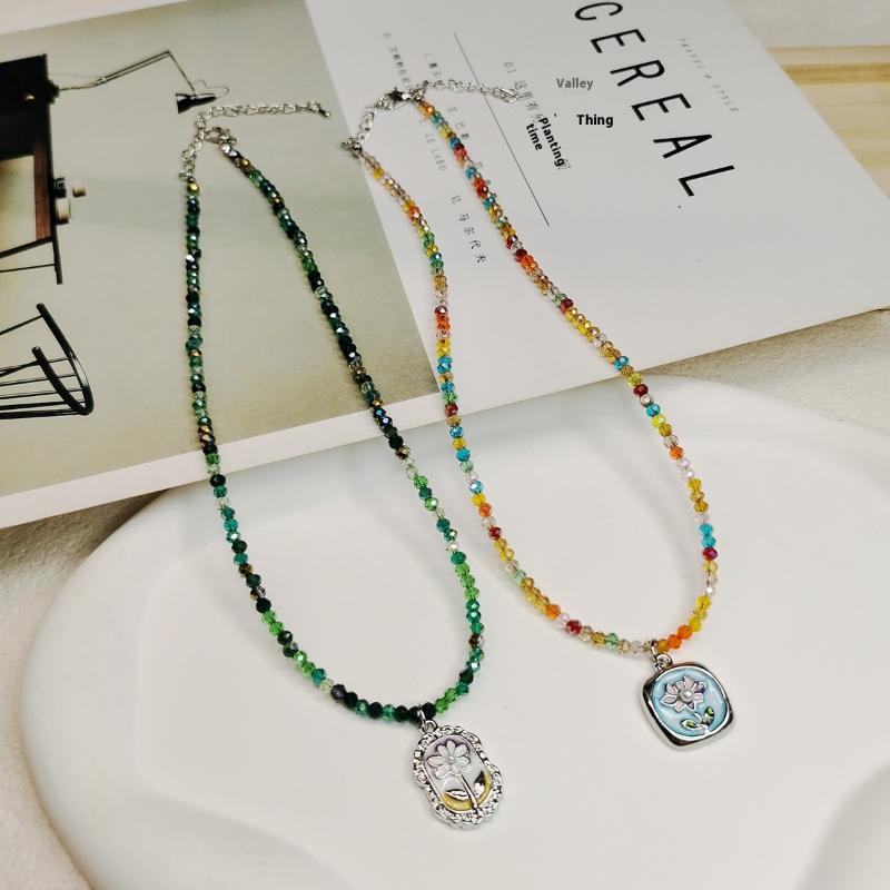 Böhmische Kristallperlenkette Frisch Vielseitig Regenbogenfarben Blume Anhänger Schlüsselbein Kette Süß Teenager Stil Schmuck
