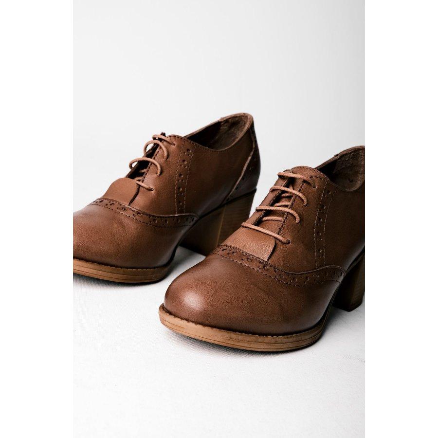 

Женские туфли на массивном каблуке из натуральной кожи 36 чёрный