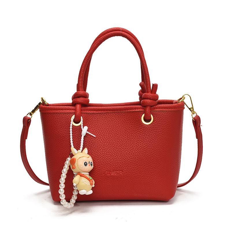 Early Spring Niche Handbag Women's New Fashion Handbag Small Tote Bag Versatile Commuter Messenger Bag