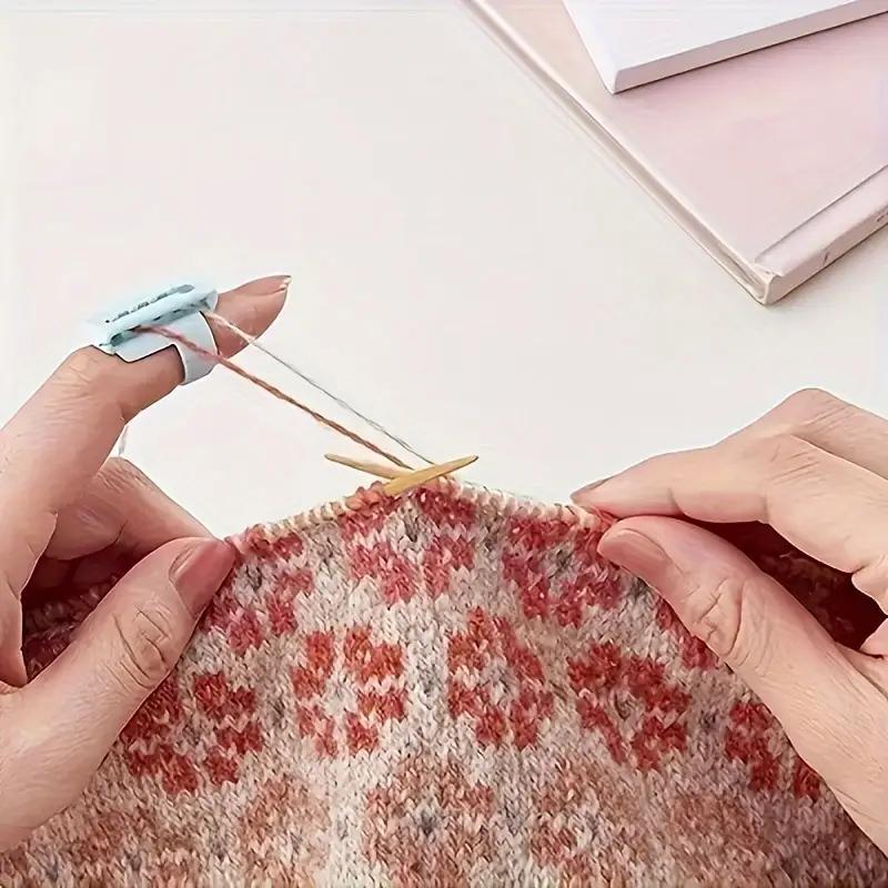 DIY Sweater Knitting Tool Finger Sleeve with Thread Guide Plastic Finger Protector Plastic Wool Thread Guide Handmade Wool Knitting Tool