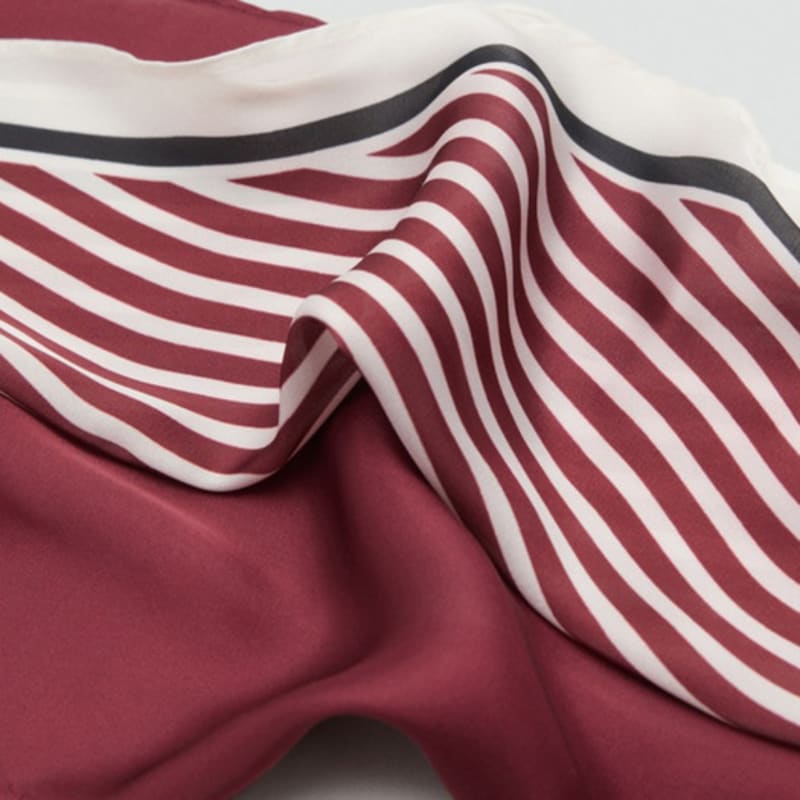 Mango MANGO WOMAN Scarf RHOMBUS Dark Red 17024095