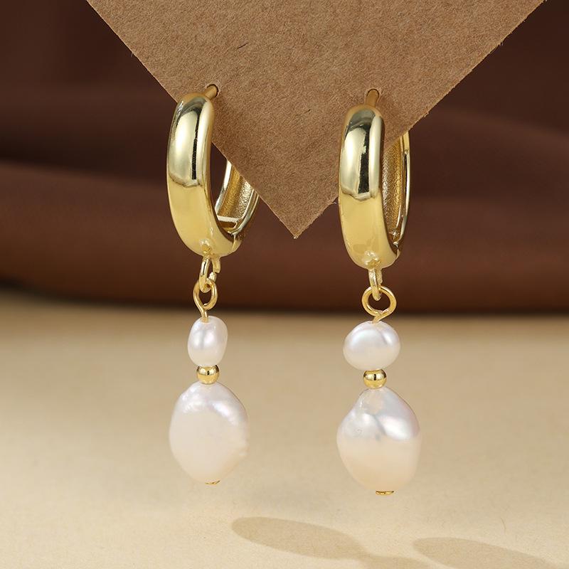 Elegant French Pearl Earrings: Luxe Niche Design with Gold-Plated Copper золотой