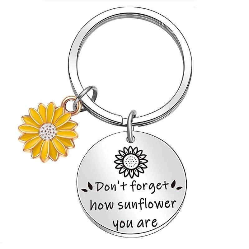Versatile Stainless Steel Key Sunflower Accessory Keychain Send To Friends Thanksgiving Small Gift Laser In Stock Keychain for Backpack Bag Pendant