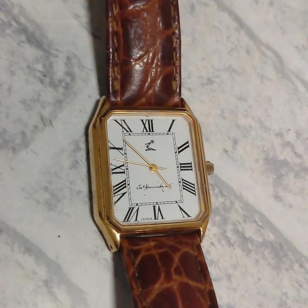 Used Working item CITIZEN Hennessy Men's Watch Square TANK Roman Index Leather Belt Vintage