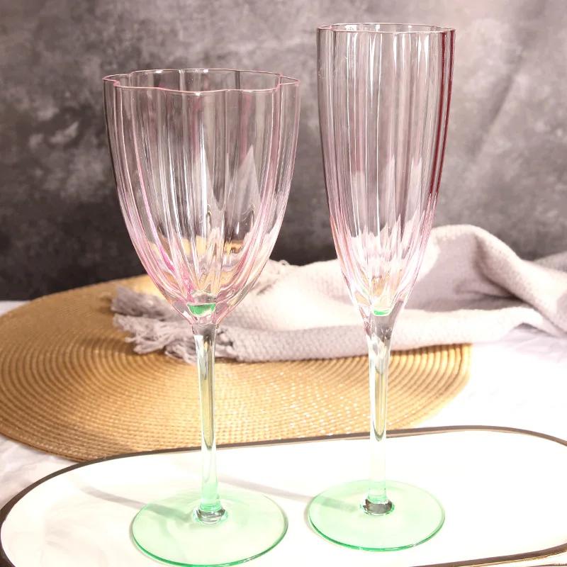 Retro Bägare Färggradient Rosa Blomma Kopp Blyfritt Glas Champagne Vinglas Nordisk Lätt Lyx Klar Medeltida Kronbladsbägare