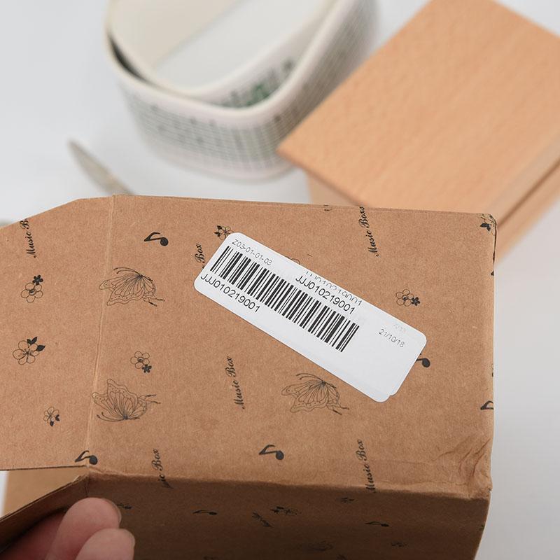 Present Music Box Wooden Hole Paper Tapes Creative Hand-Cranked Music lovers 70 * 63 * 50mm DIY New High Quality