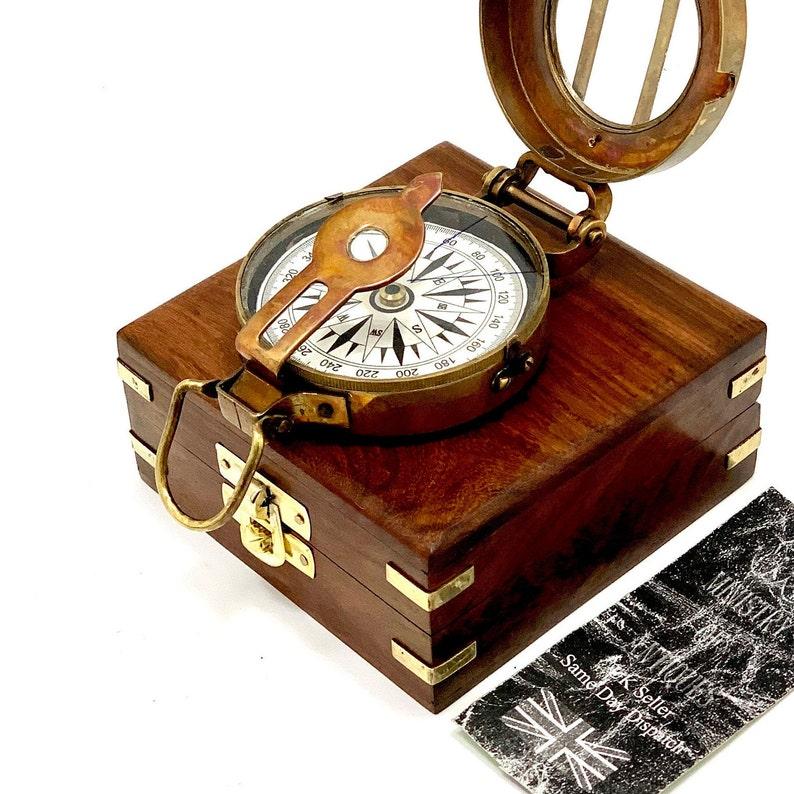 Soldiers Military Thumb Compass Vintage Brass WW2 1940 Navigation World War II Design Military Compass