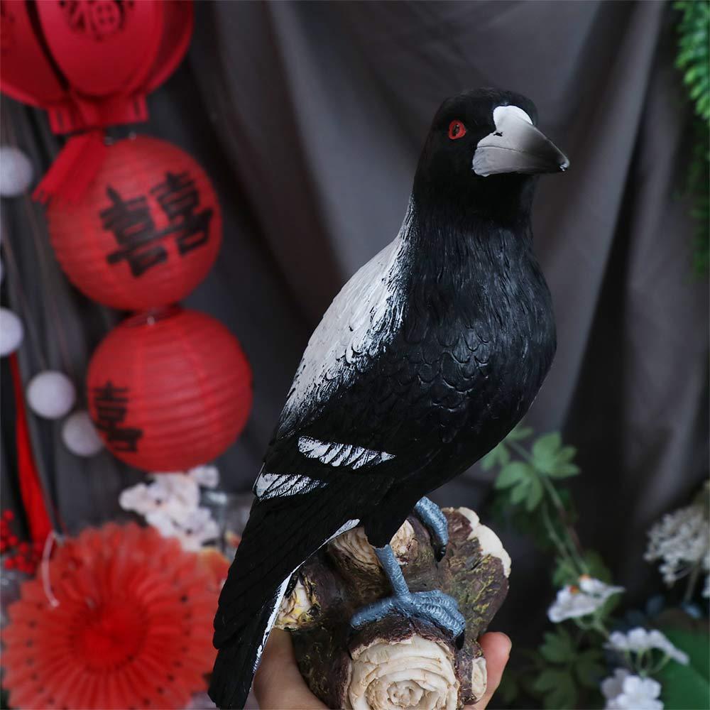 Resin Simulation Magpie Ornament Cute Animal Miniatures Figurine Bird Statue Office