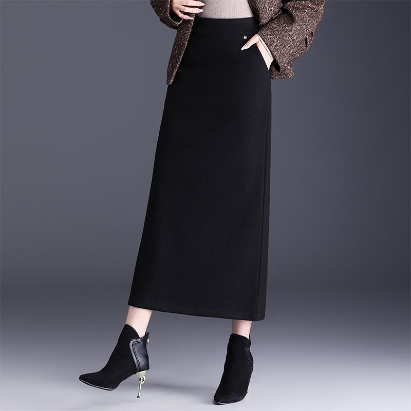 High-Waisted Wool Midi Skirt with Slit – 2025 Winter Style