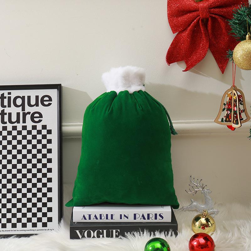 Christmas Eve Bag High-Quality Candy Bags Christmas Gift Bag Classic Red Velvet Santa Bag For Decorative Storage Christmas Eve