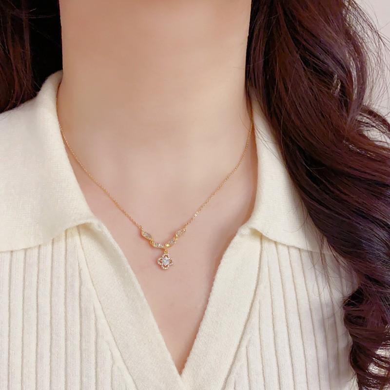 French Style Clover Zircon Necklace Set Fashionable Daily Wear Clavicle Chain Women