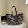 Women's Soft Large Capacity Leopard Shopper Shopping Bag New Travel Casual Shoulder Bag Handbags and Purses CLE