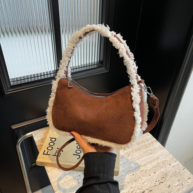 

осень-зима 2025 новая модная сумка-шоппер из овечьей шерсти большой вместимости, трендовая сумка-подмышка с лоскутным дизайном, шерстяная сумка, женская сумка темно-коричневого