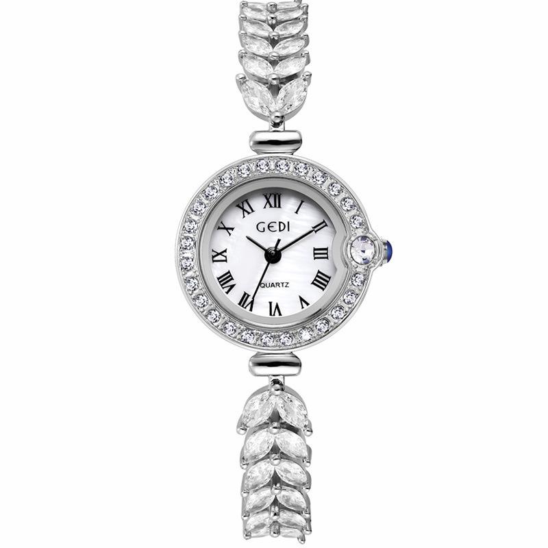 Retro Small Gold Spike Women'S Watch Versatile Fritillary Diamond-Encrusted Small Plate Quartz Waterproof Watch