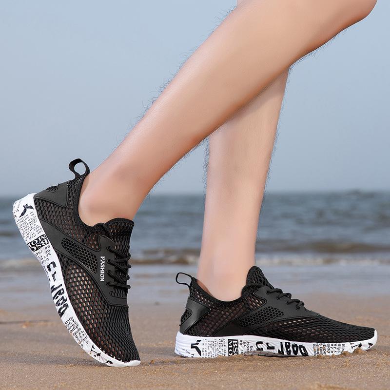 Summer men's net shoes single mesh shoes light hollow breathable soft sole comfortable wading river beach shoes men