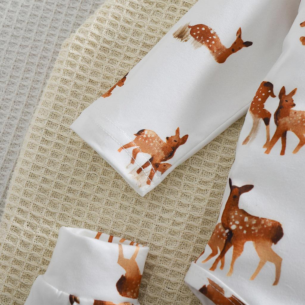4pcs Baby Adorable Deer Pattern Bodysuit + Hat + Baby Mittens + Comfy Pants Clothing Set