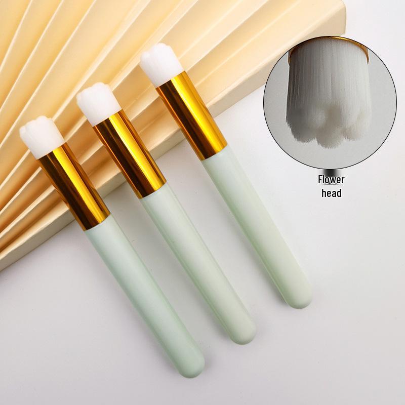 Angled Nose Shadow & Eyelash Cleaning Brush - Blackhead Remover, Makeup & Beauty Tool