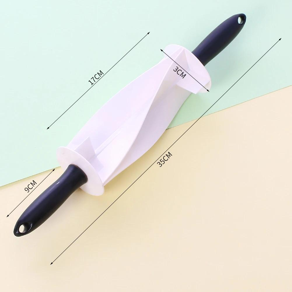 

Multi-functional Croissant Rolling Pin Roller Kitchen Baking Tools Plastic Horn Bag Leather Cutter Creative Sheep Horn Bag Knife