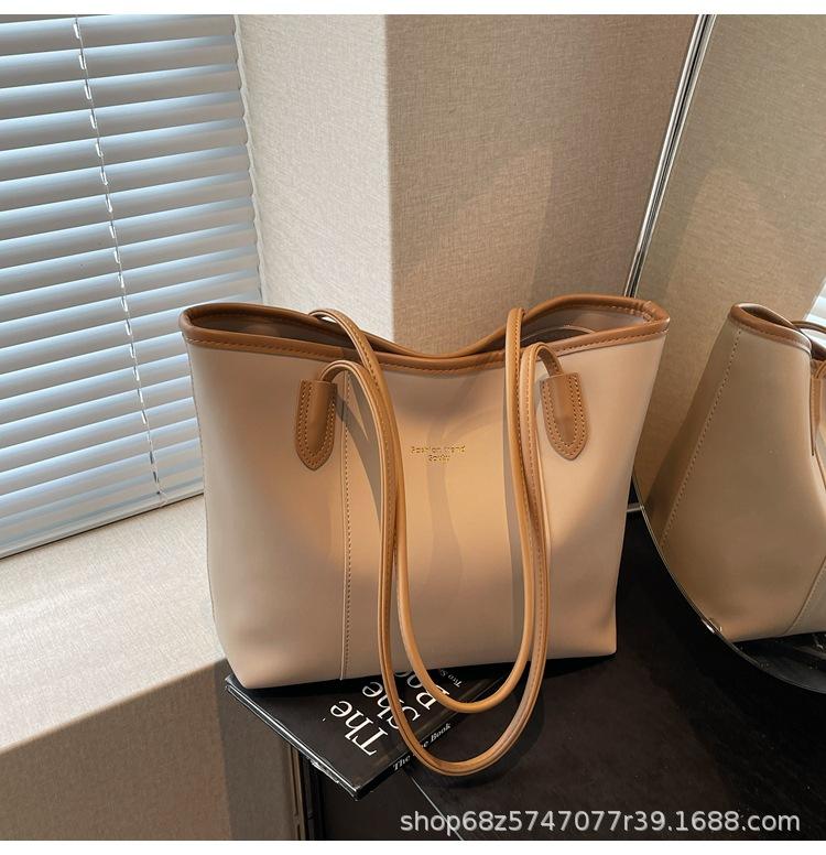 Temperament Explosive Commuter Big Bag Women's 2025 New Fashion Retro Shoulder Bag Large Capacity Simple Tote Big Bag