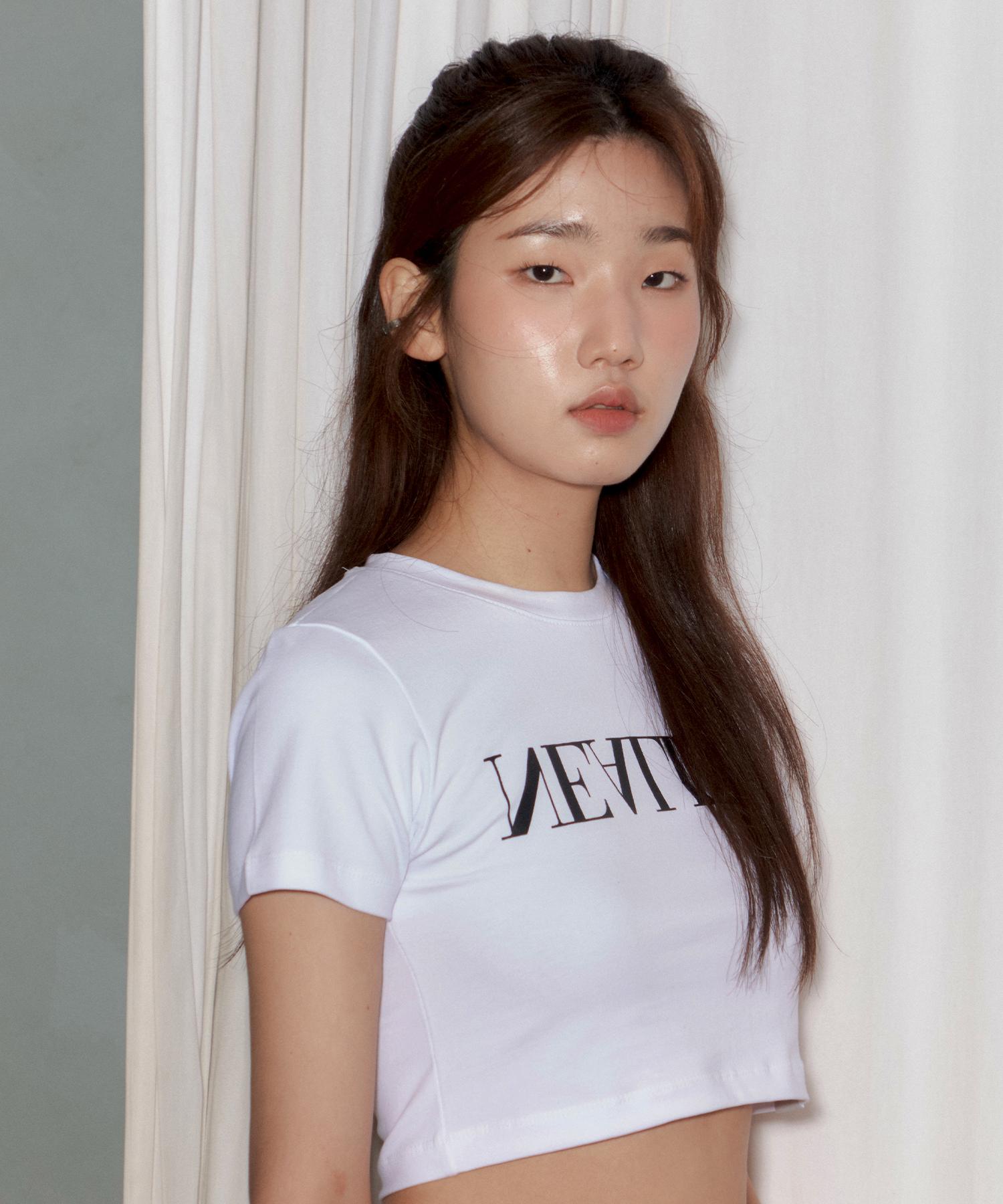 Nil Rise Logo Cropped Short Sleeve T-Shirt White White/L