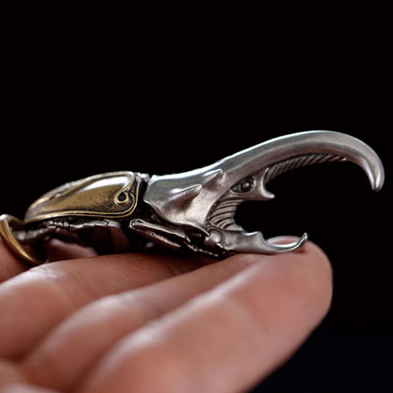 Vintage Beetle Keychain Metal Bottle Opener With Intricate Wing Design Durable Keyring For Men Metallic Finish Unique Gift