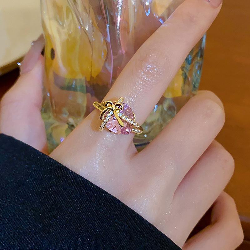 Love zir*****pen ring light luxury temperament high sense index finger ring niche design ring woman