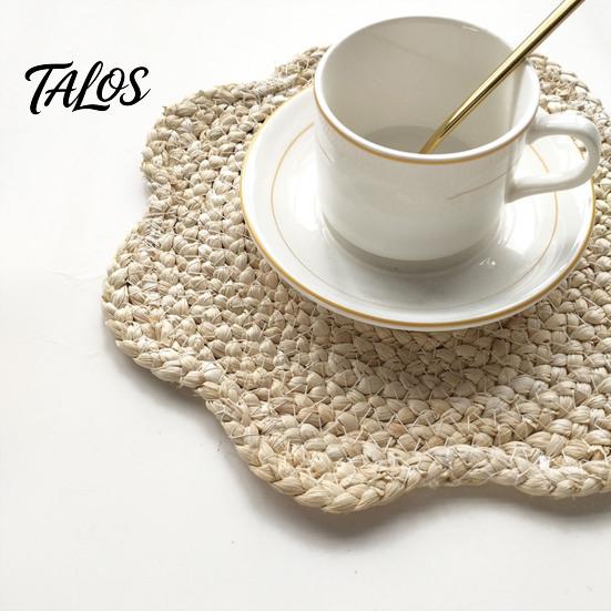 Placemat for Soup Pots Natural Corn Husk Placemat, Heat Resistant Non Slip Temperature Insulating Table Mat, Floral Design, Durable Grass Weaving