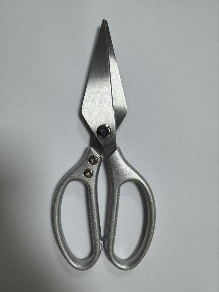 Heavy-Duty Stainless Steel Kitchen Scissors: Large Head, Multifunctional for Chicken, Beef, and More