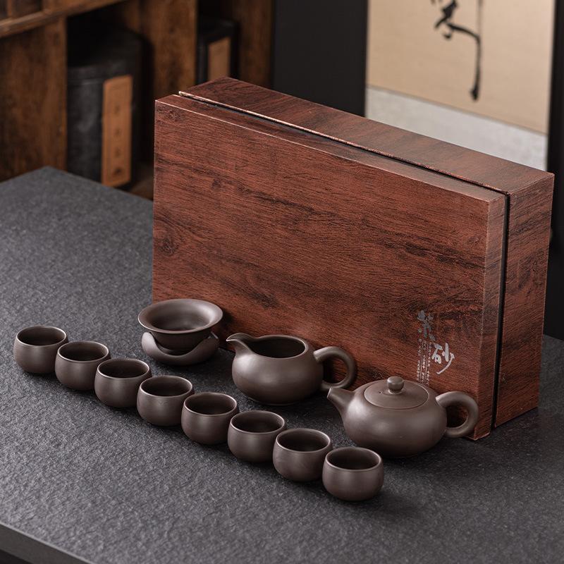 High-grade Purple Sand Kung Fu Tea Set Gift Box, a Complete Set of Ceramic Teapots, Teacups, Tea Ceremony Business Commemorative Gifts
