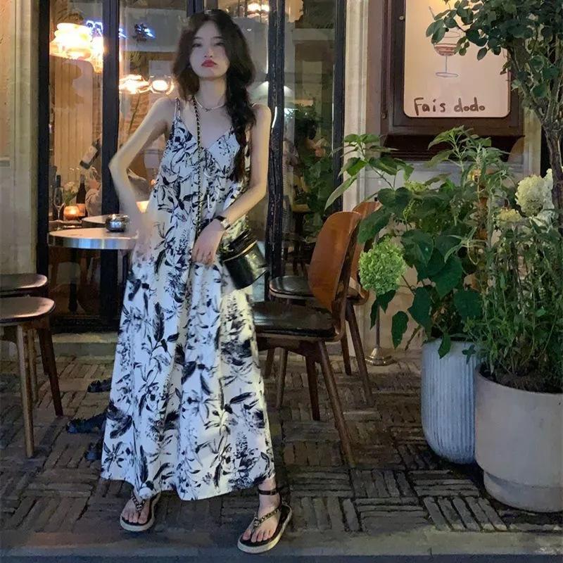 Ink v-neck suspender dress women's spring and summer French loose lazy casual vacation floral dress