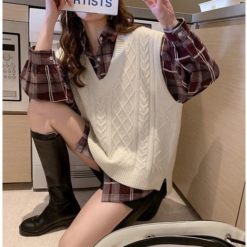 Women's Loose Fit Cable Knit V-Neck Sweater Vest - Autumn/Winter 2021, Thick OL Style, Korean Version.