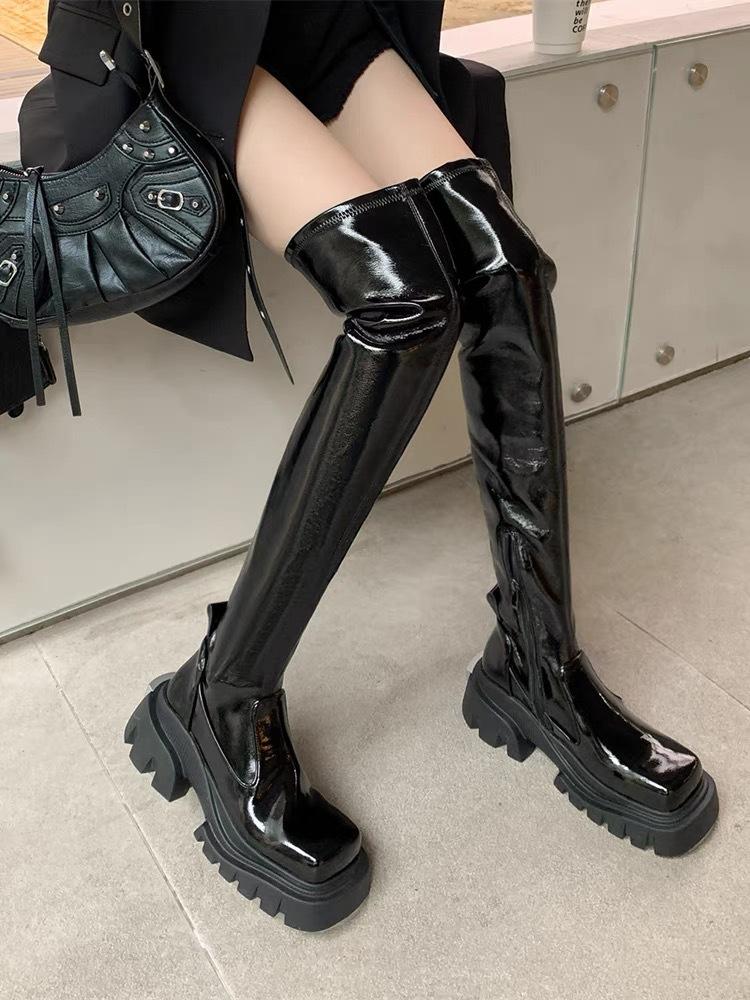 

Сапоги-чулки на толстой подошве в форме сахарного кубика, с тонким квадратным носком, боковой молнией, длинным голенищем, облегающие ногу тонкие сапоги 40